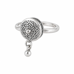 rotating spinner anxiety ring