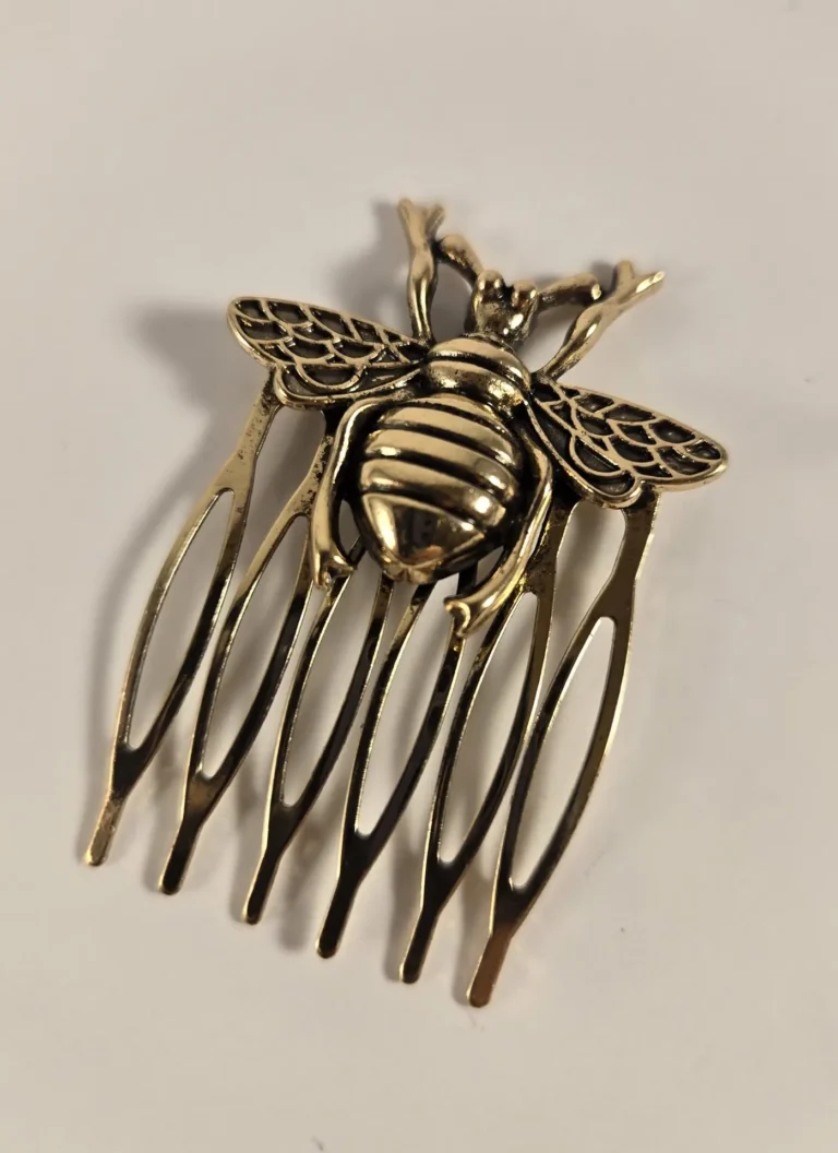 bee hair comb