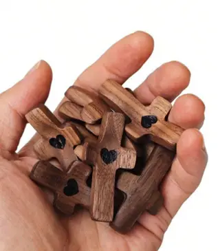 worry stone - wooden cross - Image 2